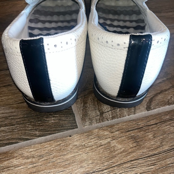 G/Fore Women's Brogue Cruiser Spikeless Golf Shoe - White/Black - Picture 3 of 5
